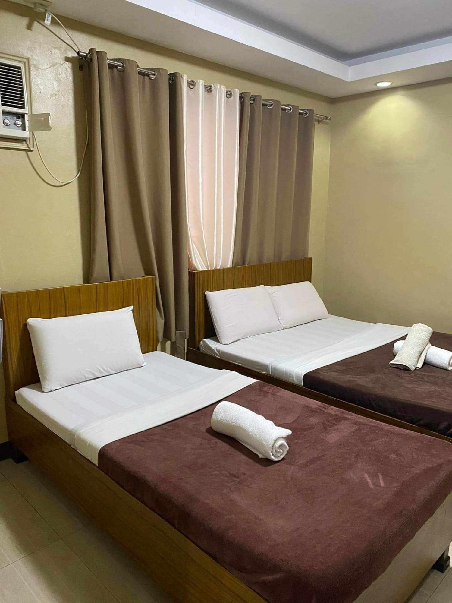 East Square Inn Bacolod Zewnętrze zdjęcie