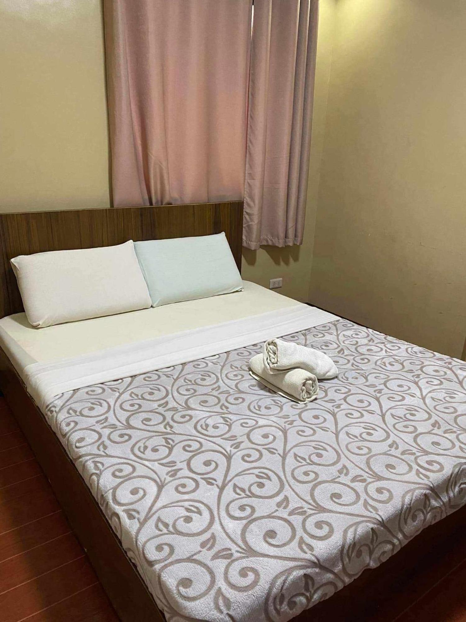 East Square Inn Bacolod Zewnętrze zdjęcie