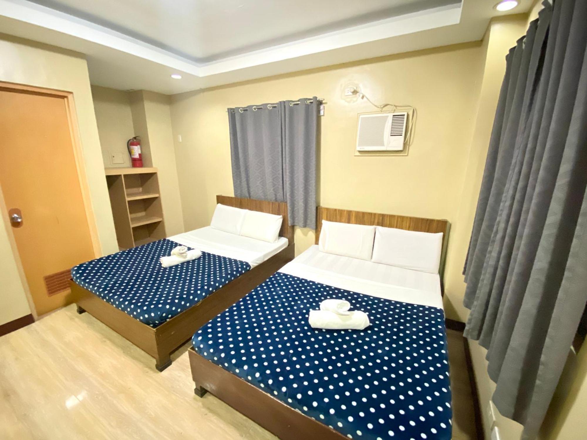 East Square Inn Bacolod Zewnętrze zdjęcie