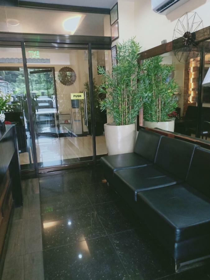 East Square Inn Bacolod Zewnętrze zdjęcie