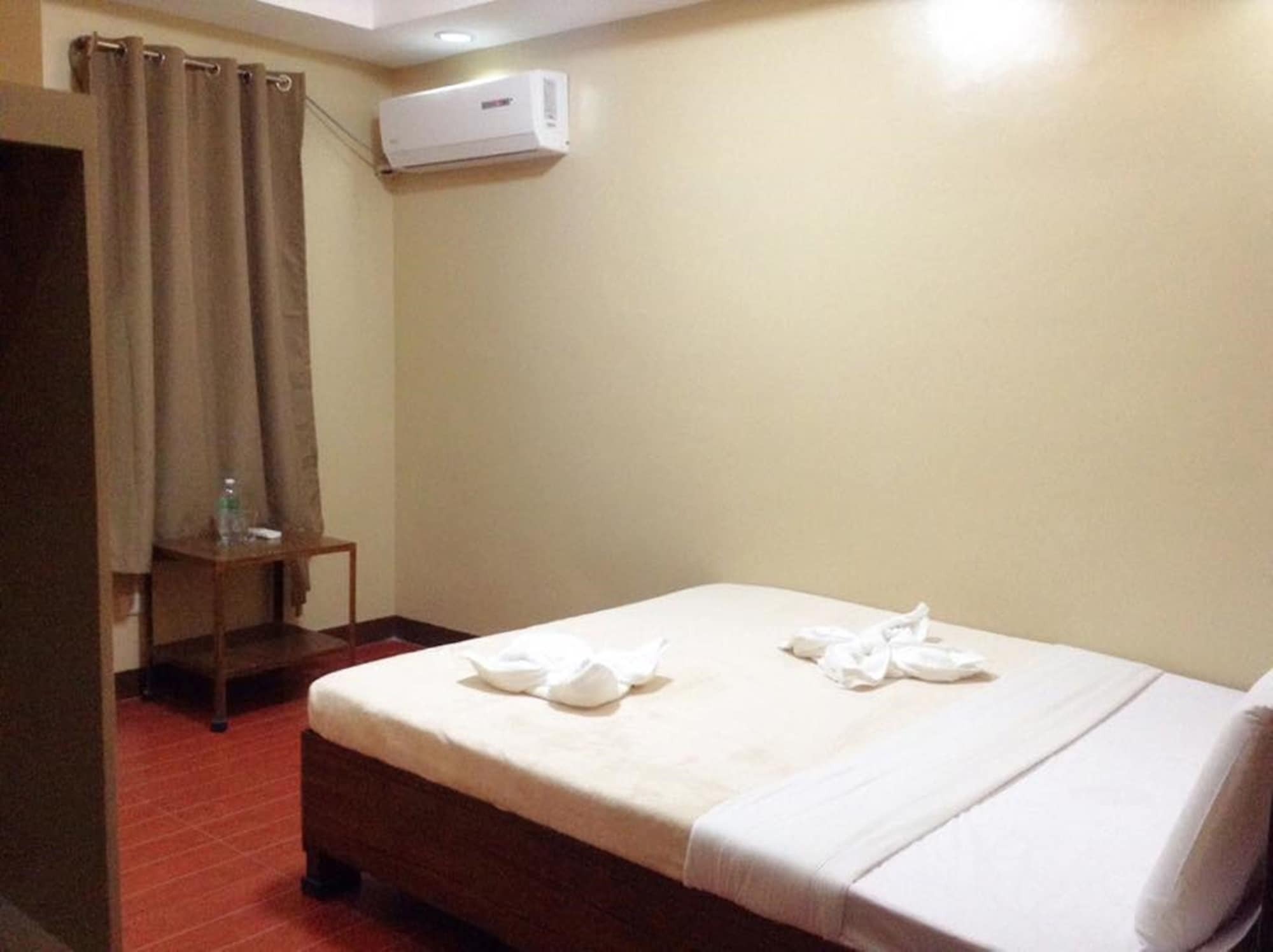 East Square Inn Bacolod Zewnętrze zdjęcie